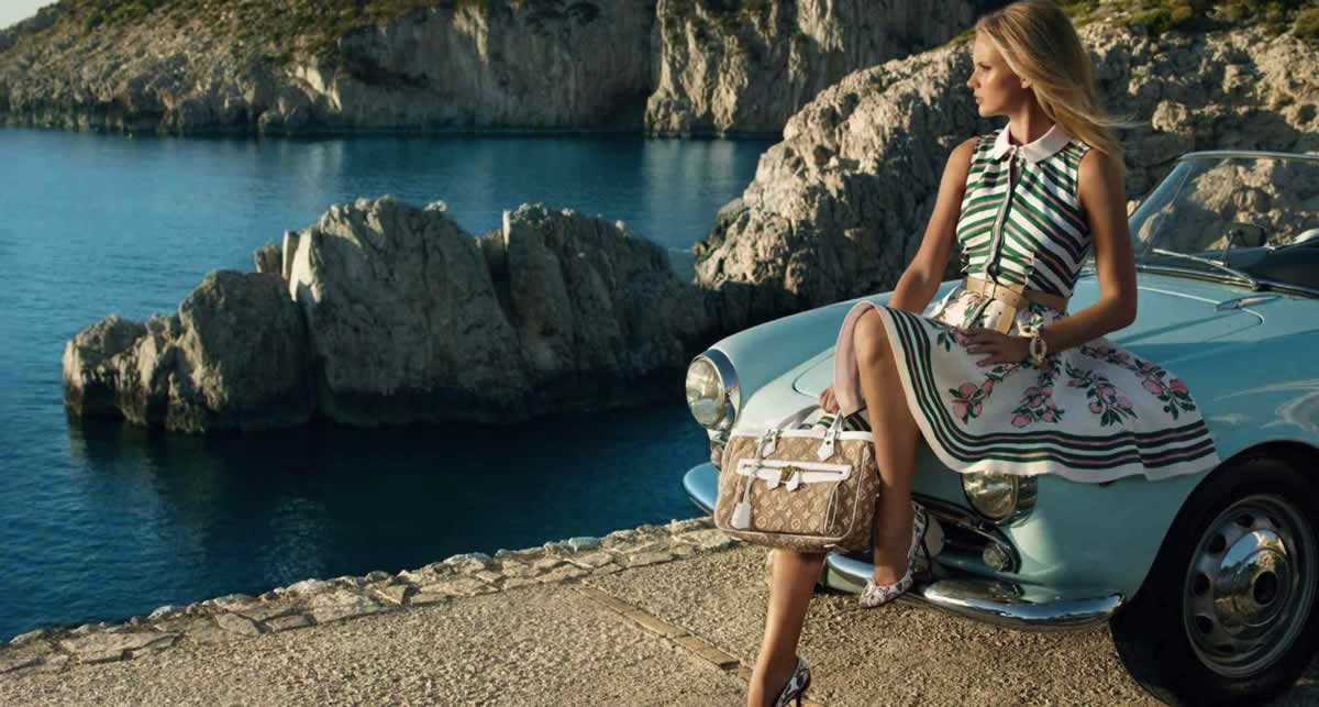 Luxury designer handbag replica